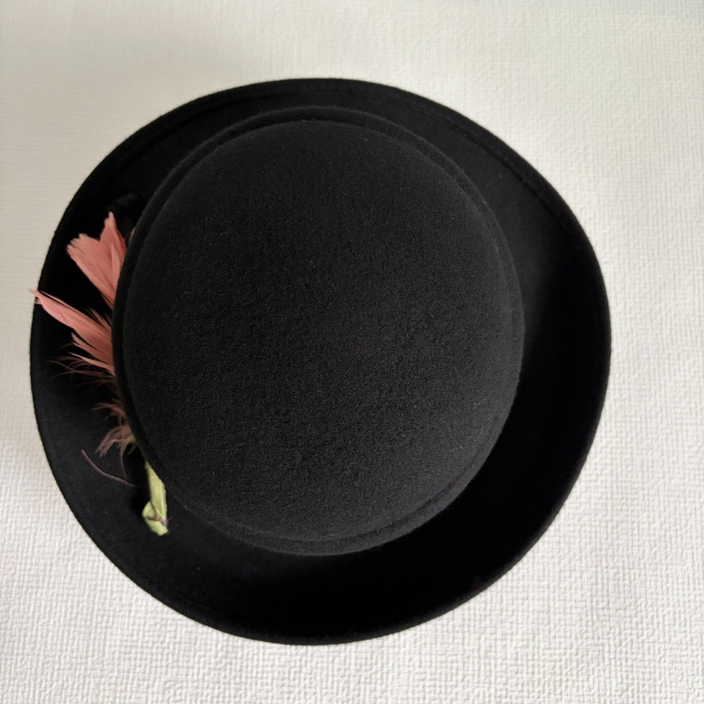 Liz Claiborne Cloche Hat Wool Felt Feather Accent OS Black Whimsigoth Capsule - Picture 7 of 10